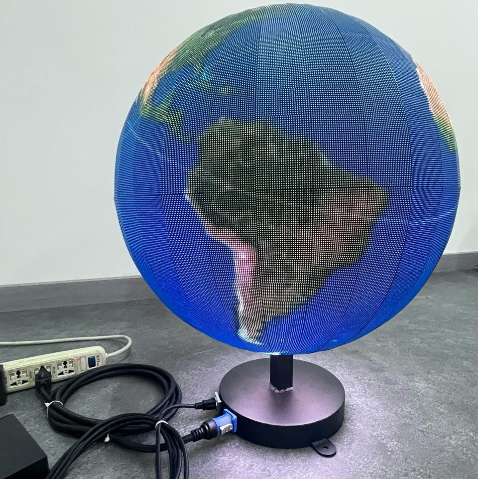 Small Indoor LED Sphere Display – Dia. 40cm / 50cm / 60cm / 85cm (1.3ft – 2.8ft), P1.86 / P2 | 360° Spherical Screen for Retail & Exhibits