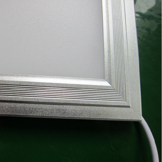 Lot de 5 plafonniers LED à panneau plat 300 x 1 200 mm, 40 W, 3 600 lm, intensité variable 3 000/4 000/6 500 k, pour bureau, garage ou sous-sol.