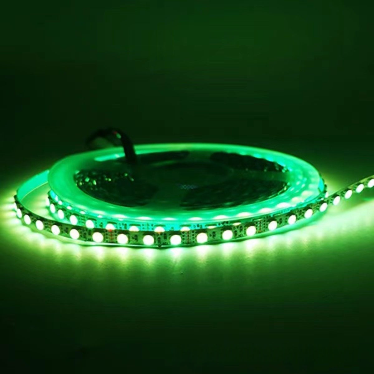 6 mm RGB-LED-Lichtstreifen, 5 Meter SMD5050, 300 LEDs/Rolle, DC12 V <60 W, 5 Ampere, flexible RGB-Lichtstreifen mit Farbwechsel