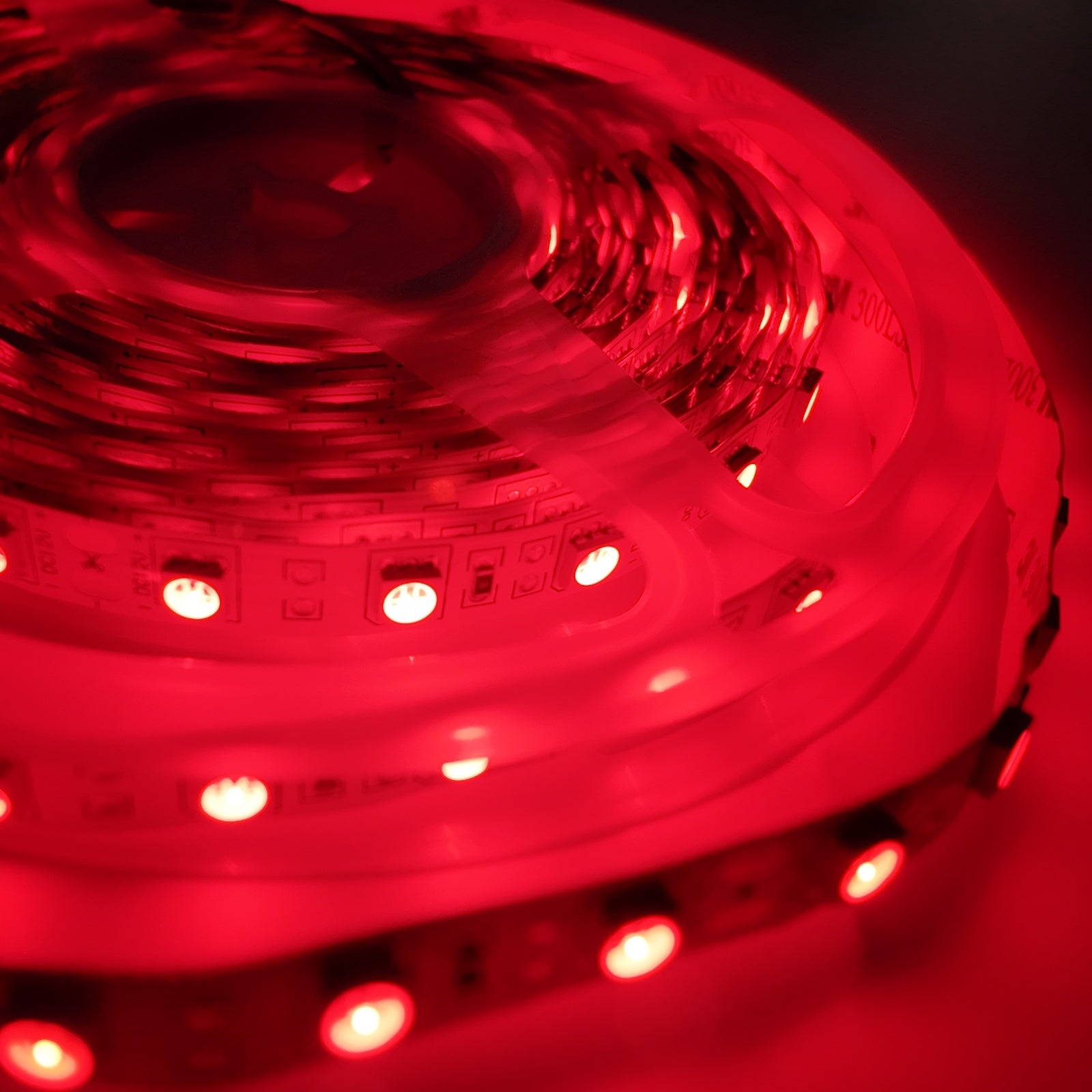 730–735nm SMD5050 DC12V Infrared LED Strip Light – High Power Far Red for Plants, 30/60/120 LEDs/m, 5 Meters, IP00/IP65