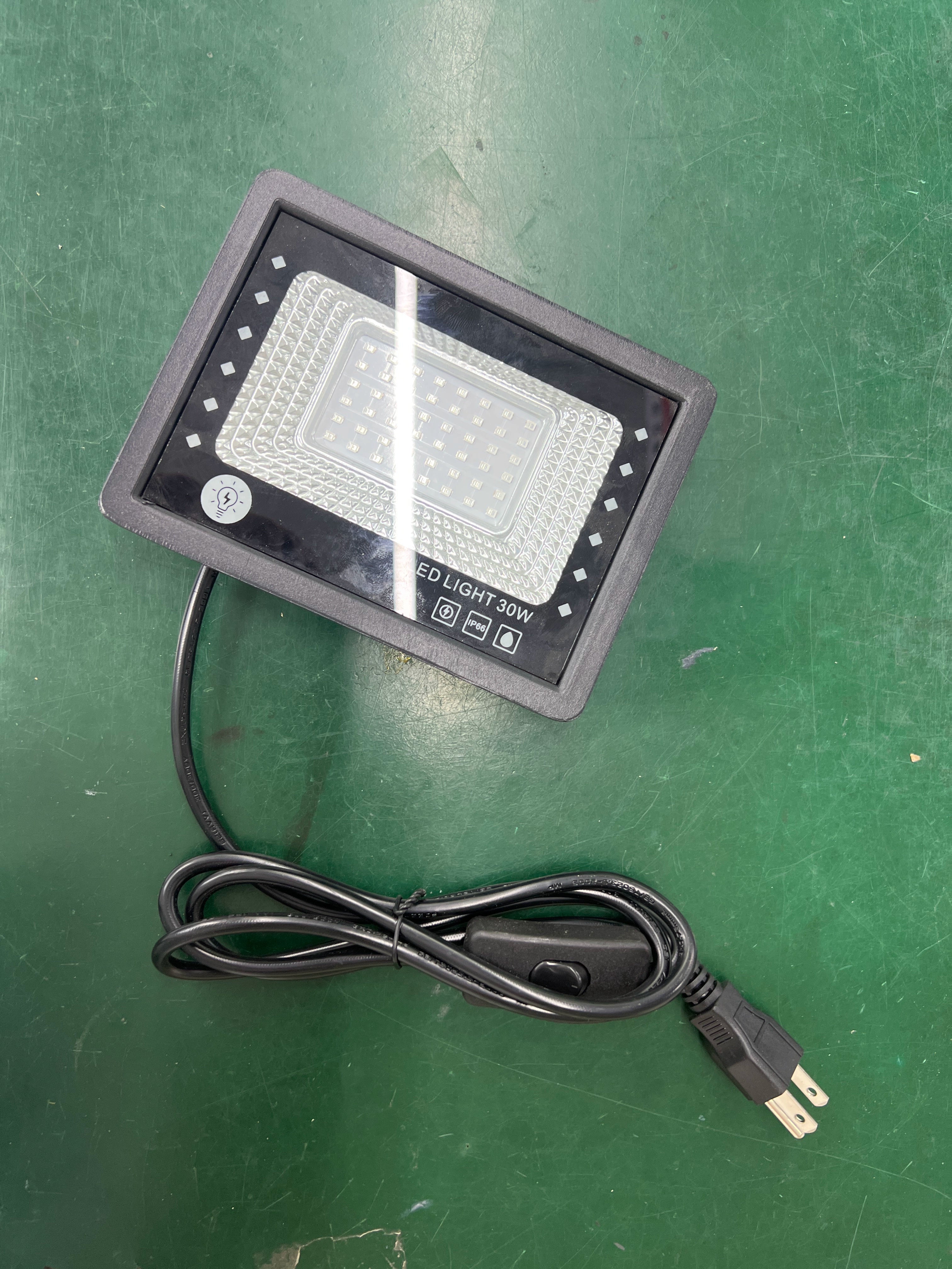2 Pack Black Lights - 30W 395-400 nm AC85-265V Upgraded LED Flood Light with Switch, Waterproof IP66 for Glow Party, Stage Lighting, Aquarium, Glow in The Dark, Body Paint, Fluorescent Poster, Neon Glow