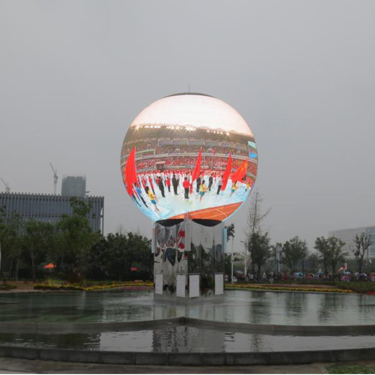 Outdoor LED Sphere Display – Dia. 200 / 250 / 300cm (6.6–9.8ft) | P6 / P5 | Weatherproof 360° Ball Screen for Landmarks & Public Installations