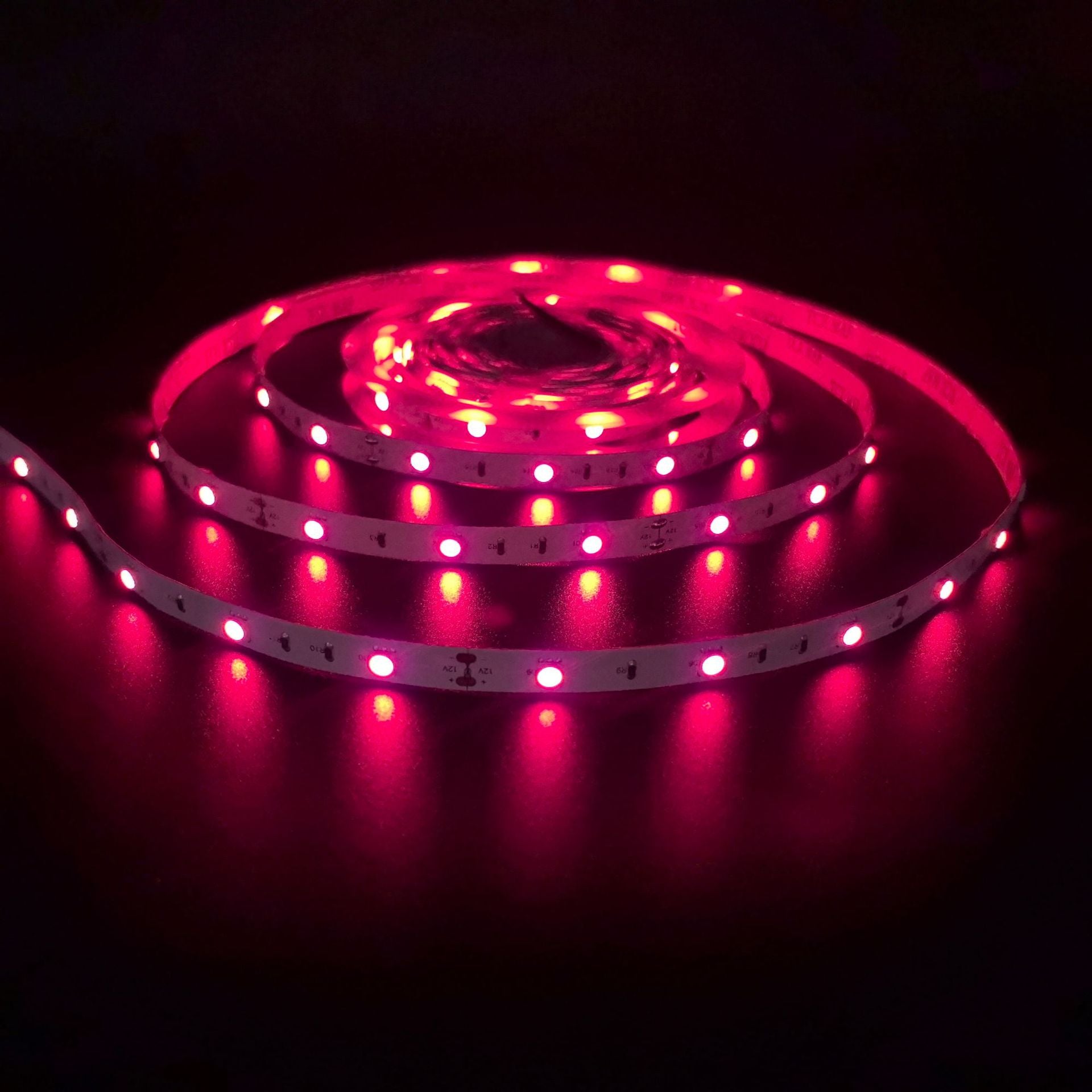 730–735nm SMD5050 DC12V Infrared LED Strip Light – High Power Far Red for Plants, 30/60/120 LEDs/m, 5 Meters, IP00/IP65