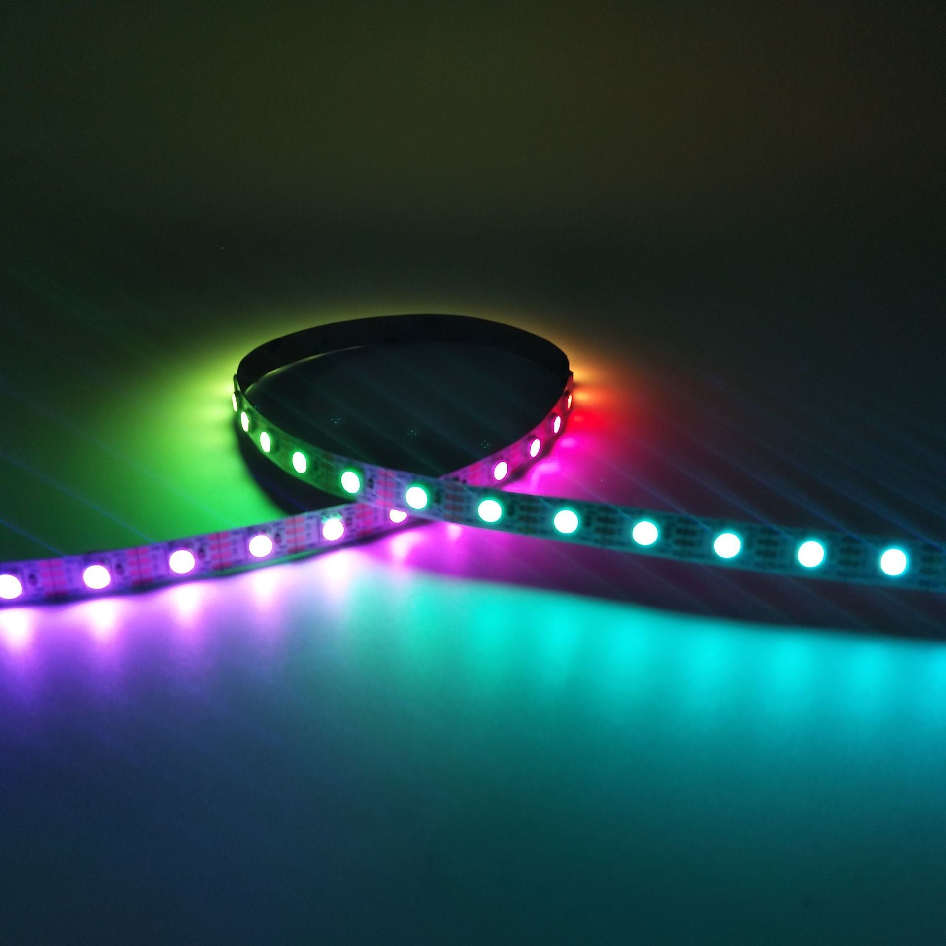 DC12V WS2815 RGBWIC LED Strip Light - 10mm PCB | RGBWW(RGB+3000K) | 4-In-1 SMD5050 Individually Addressable | Breakpoint Resume | 30/60/96 LEDs/M | White PCB | IP00 / IP65 / IP67 | for Party, Decoration, Home DIY Lighting Projects | 5/50M