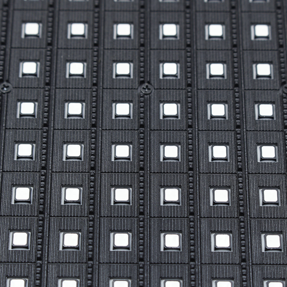 Module LED d'extérieur série OD-PM – P4 / P5 / P6.67 / P8 / P10 | Panneau carré 320 × 320 mm | IP65, entretien avant et arrière