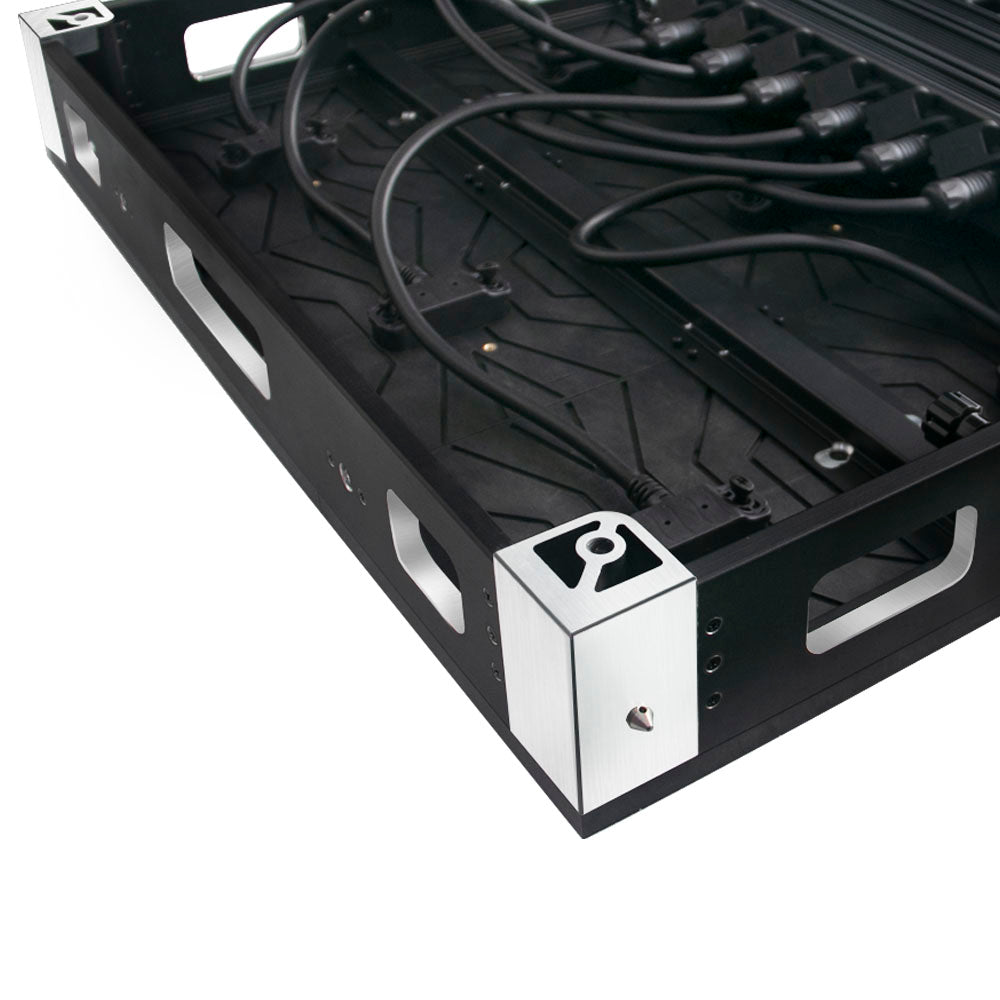 Leichtes Outdoor-LED-Display der HKN-Serie mit Pixelabstandsoptionen von 2,91 mm und 3,91 mm, ideal für Trailer-Displays