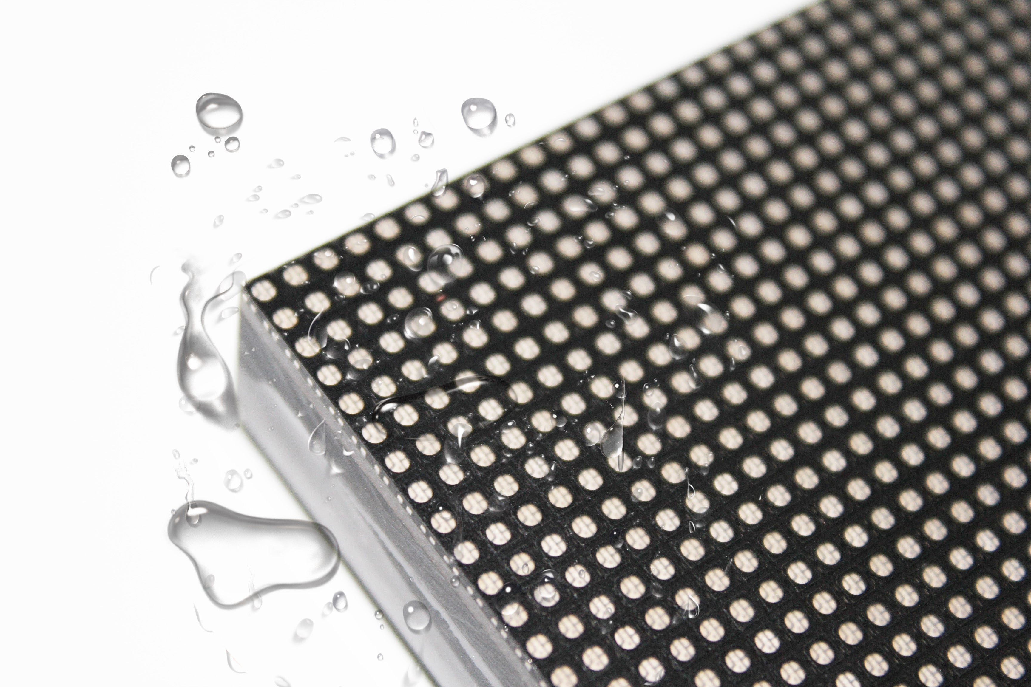 LED-Anzeige für den Innenbereich zur Miete der Tour-GOB-Serie, 1,95/2,6/2,9/3,9 mm Pixelabstand in einem 500 x 500 mm großen Aluminiumgehäuse mit kleberbeschichteter Schutzoberfläche, LED-Bildschirm