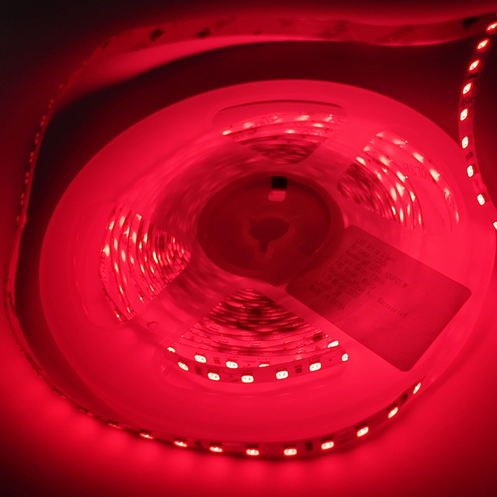730–735nm SMD2835 DC12V Infrared LED Strip Light – Far Red for Flowering & Photoperiod Control, 60/120/240 LEDs/m, 5 Meters, IP00/IP65