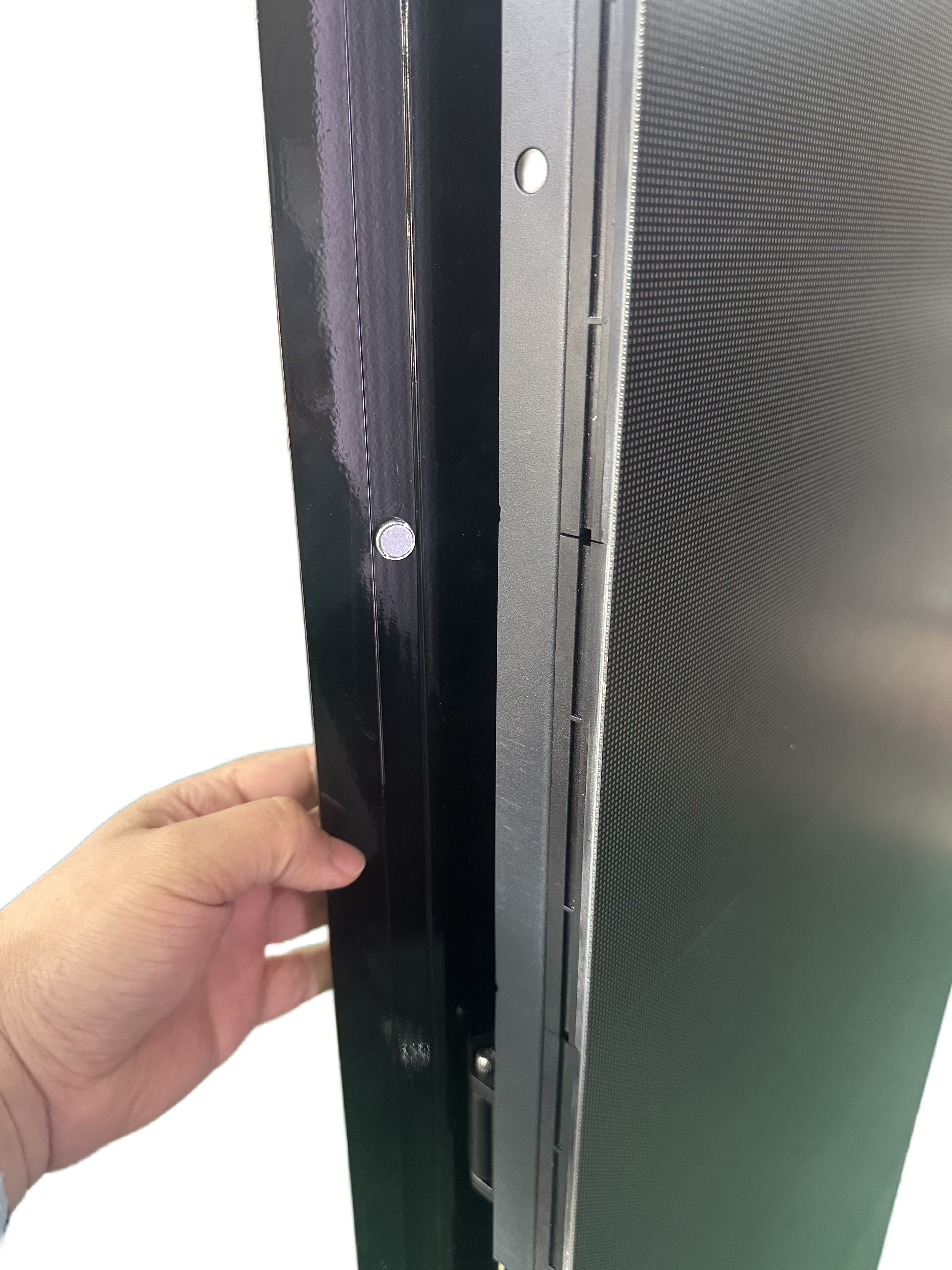 2PCS-PACK EPG Series P1.25 | P1.53 | P1.86 | P2.5 mm Indoor LED Poster Display w/ Flip Open Magnetic Frame and GOB Protective IP65 Front Surface in 640x1920mm Large Display Area