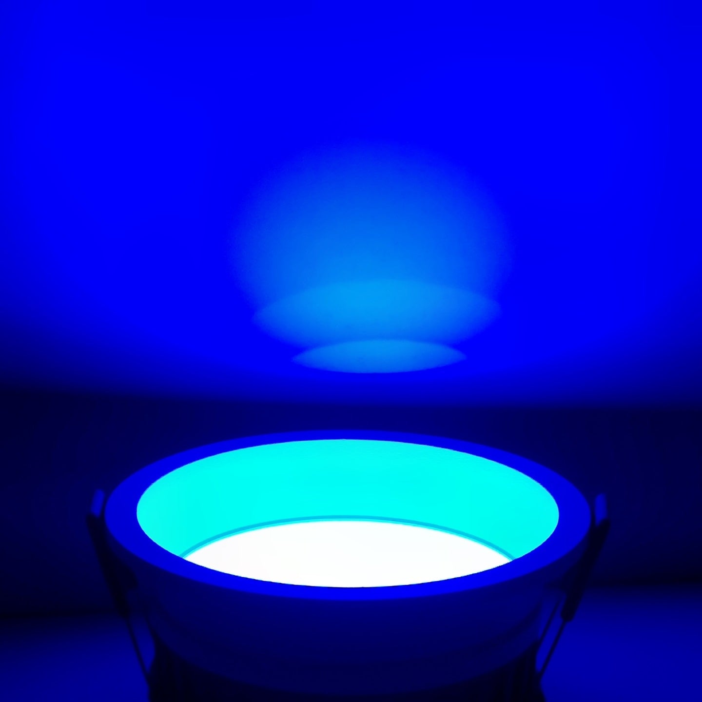4 Pack RGBW Super Bright Modern Recessed LED Lighting 12W 12V/24V White Round LED Embedded Panel Lights Aluminum Indoor Ceiling Downlight Hotel Lighting Bar Lighting Dancing Room Lighting Restaurant Lighting