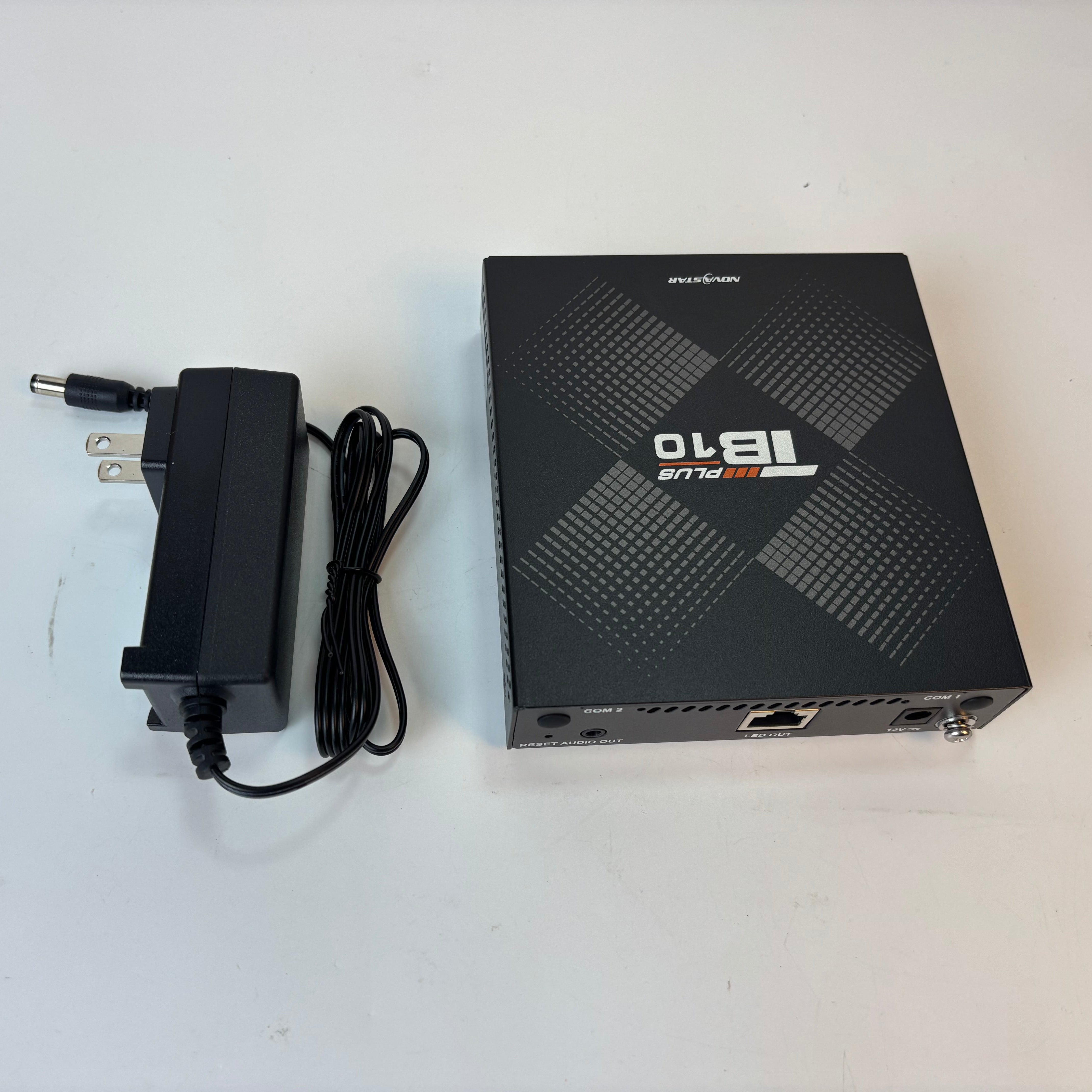 Novastar TB10 Plus Taurus Multimedia Player w/ 0.65 Million Pixel Loading Capacity